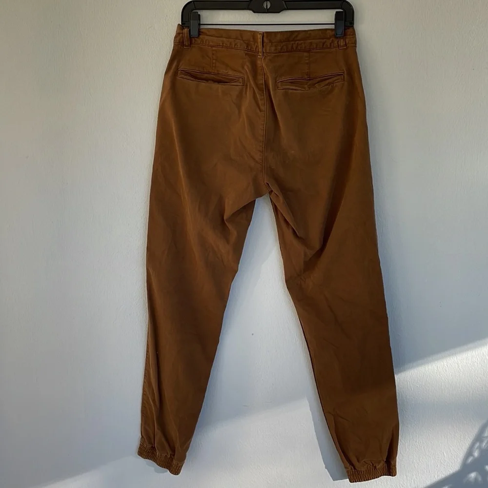 Banana Republic men’s brown tapered elastic ankle cotton khaki pants size 31